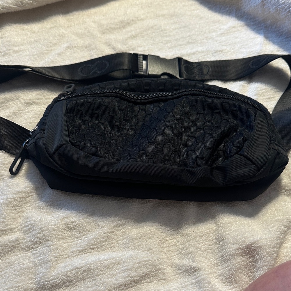 CALIA by Carrie Underwood Black Mini Bag